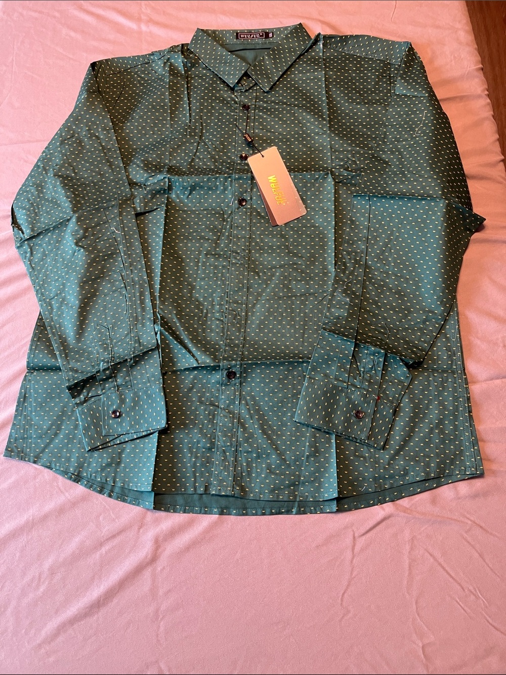 NWT - Men’s Green Polka Dot Button-Up Shirt XXL